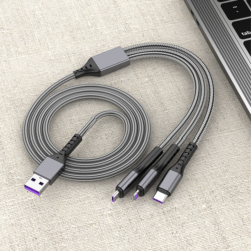 Cavo di ricarica rapida 3 in 1 da 66 W