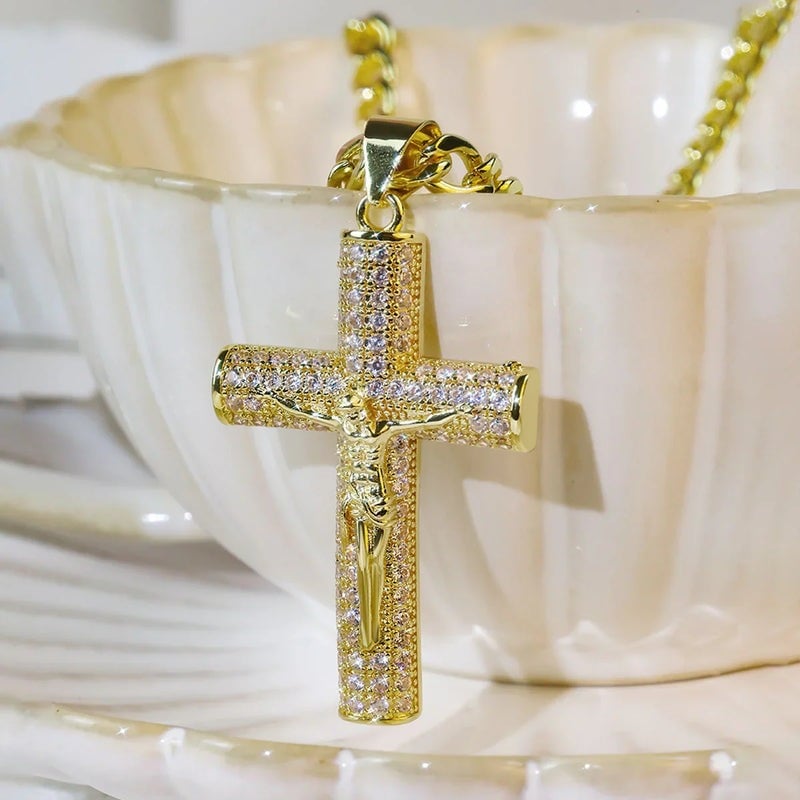 🎁 WINTER GROSSVERKAUF | 50% RABATT NUR ZEITLANG! ✝️ Jesus-Kruzifix-Anhänger-Halskette