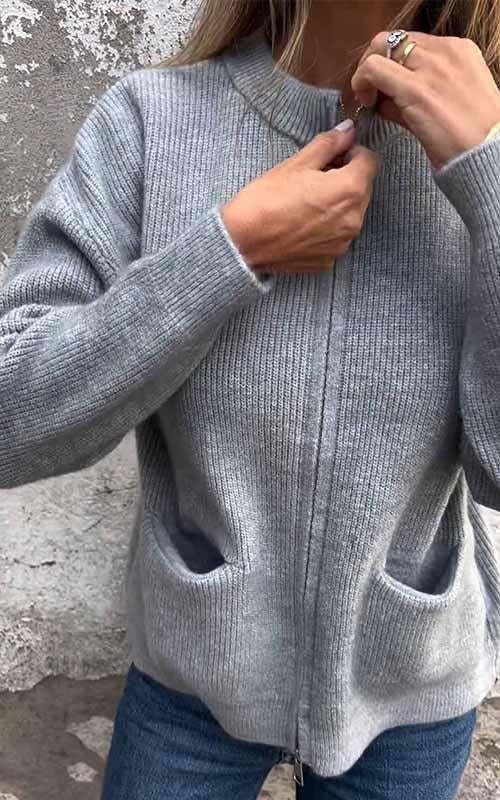 ⏳ Zeitlich begrenzt 50% Rabatt ⏰ Klassische Strickjacke mit Rundhals & Reißverschluss 🧥 Leicht, anschmiegsam & stylisch zugleich | Perfekt zum Layeren in jeder Jahreszeit!