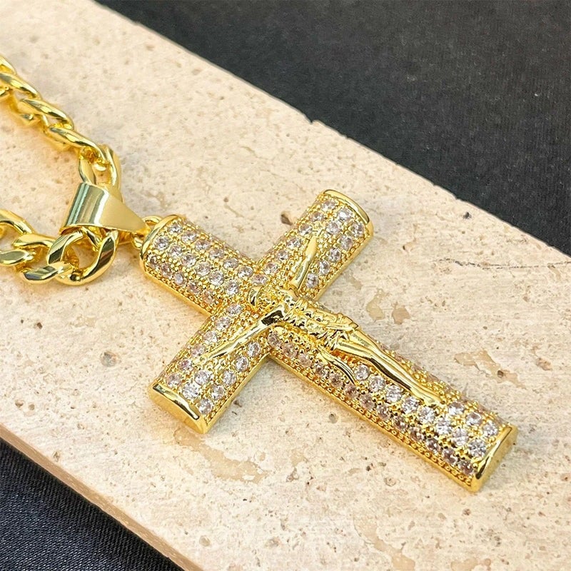 🎁 WINTER GROSSVERKAUF | 50% RABATT NUR ZEITLANG! ✝️ Jesus-Kruzifix-Anhänger-Halskette