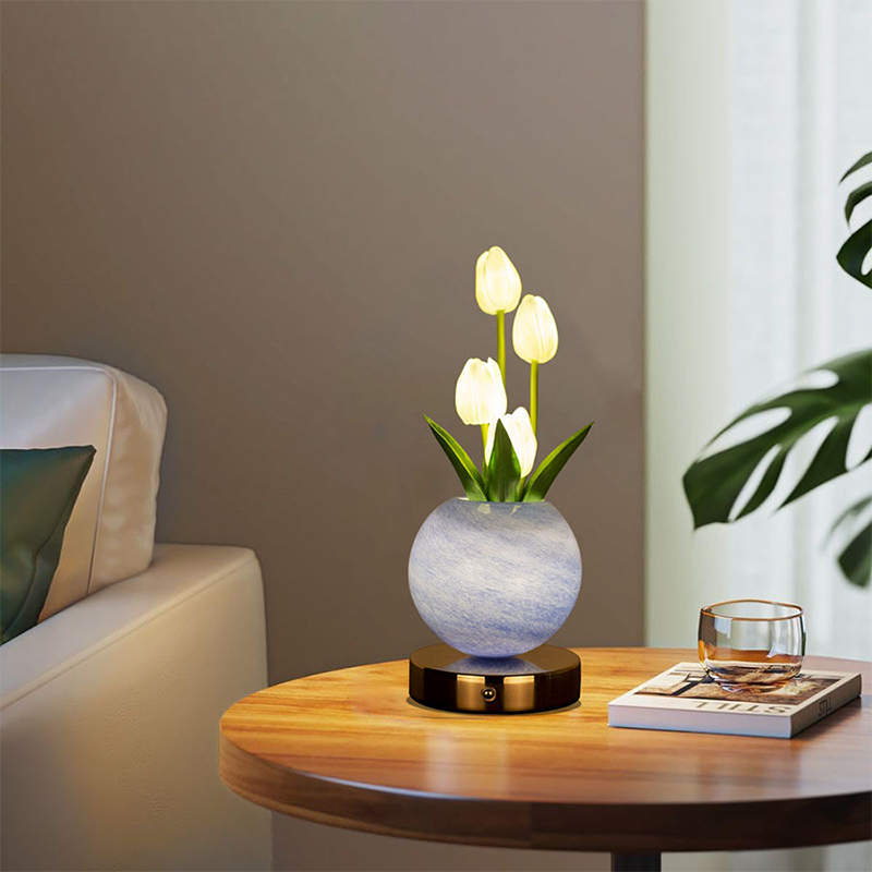 🌷 Elegante Tulpenstrauß-Lampe – Romantisches Nachtlicht für eine warme Wohnatmosphäre